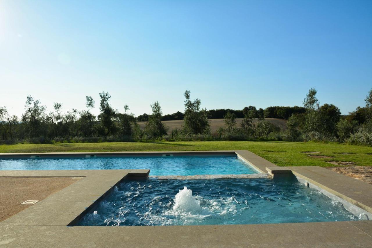 Agriturismo Casale Bonaparte Cellere ภายนอก รูปภาพ