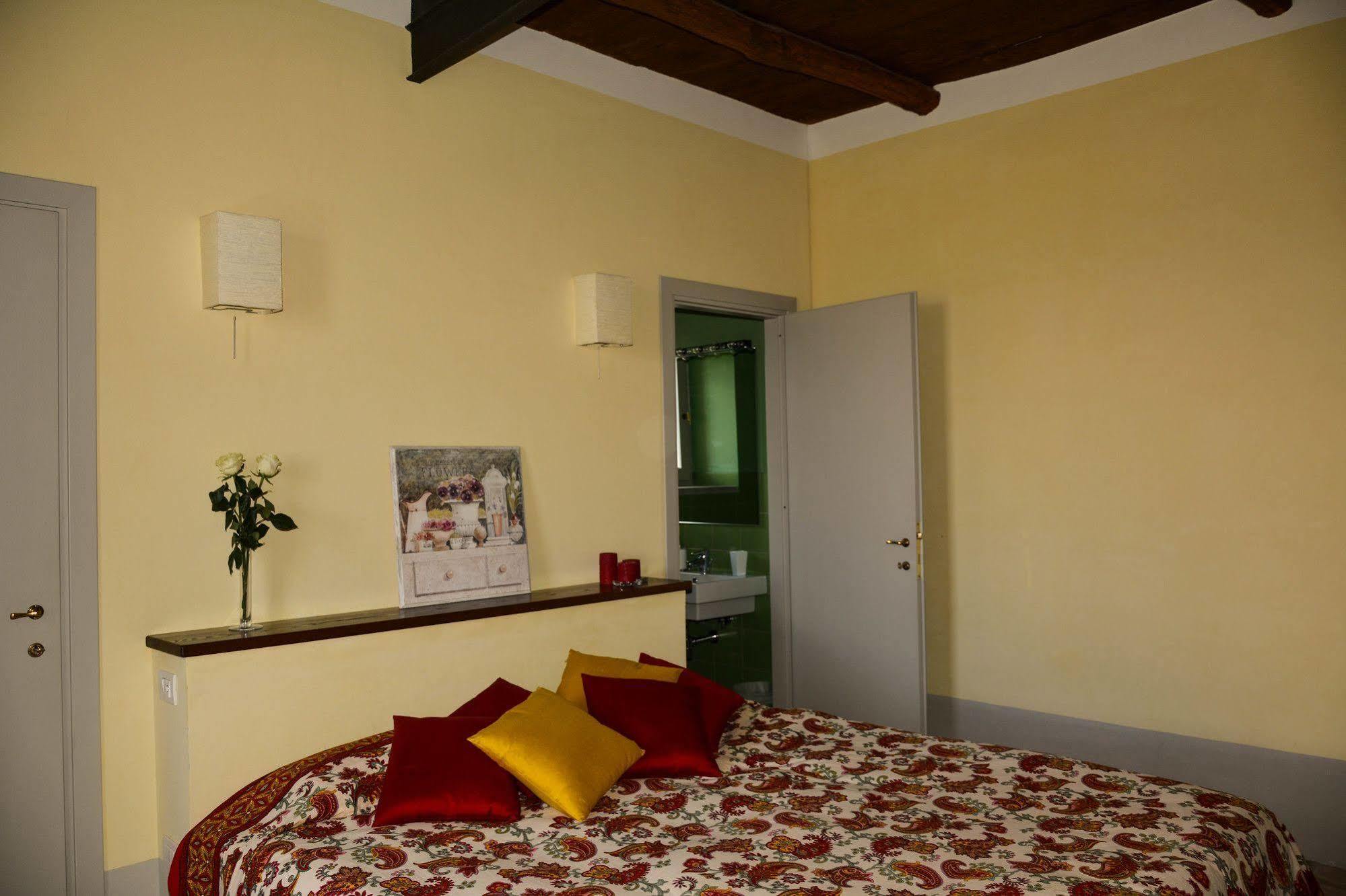 Agriturismo Casale Bonaparte Cellere ภายนอก รูปภาพ