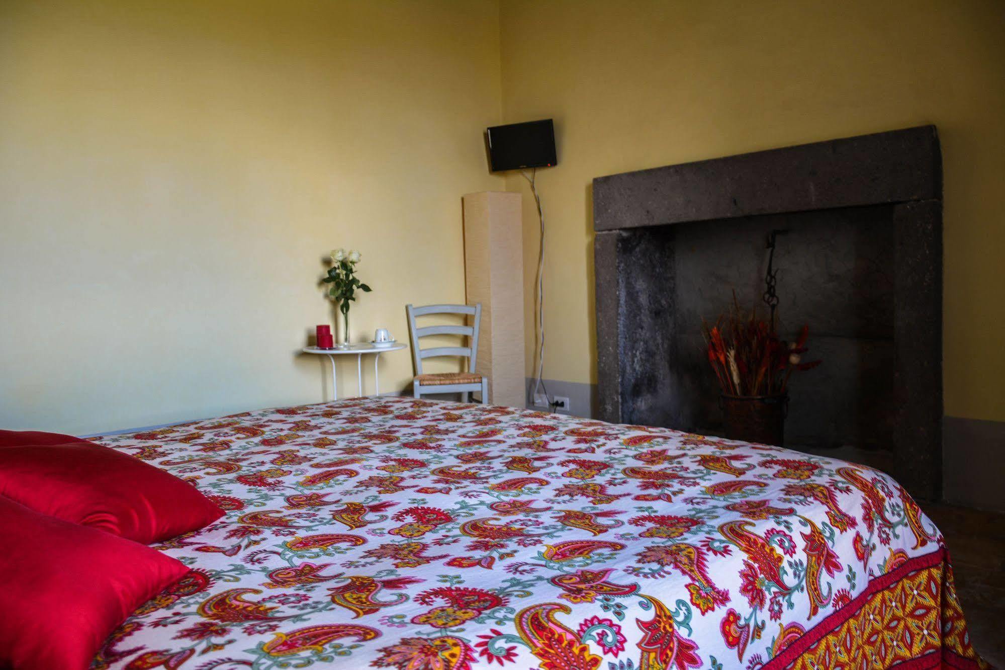 Agriturismo Casale Bonaparte Cellere ภายนอก รูปภาพ